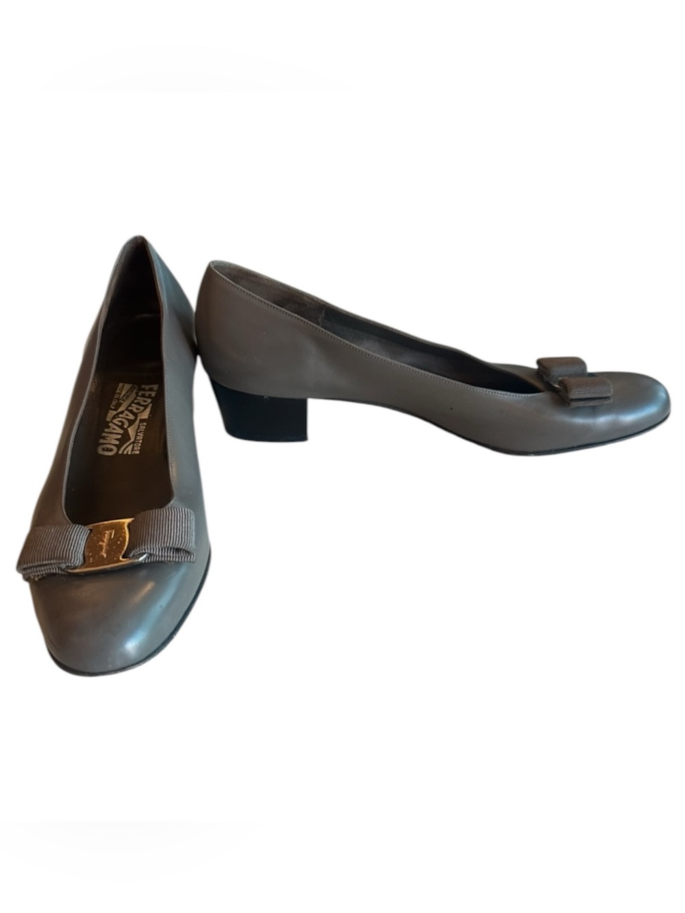 Salvatore Ferragamo Gray Leather Vara Bow Low Block Heel Pumps Size 8